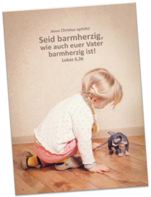 Poster Jahreslosung 2021: Mit Kätzchen spielendes Mädchen -  Plakat A2